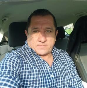 Meet your Posher, César